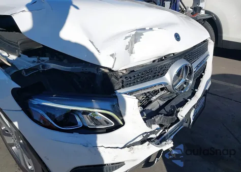 2019 Mercedes-Benz Glc 300 Coupe 4Matic z USA, uszkodzony, nr VIN WDC0J4KB3KF581569